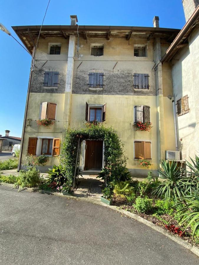 Bed and Breakfast Il Casale Del Miele Fraforeano Exterior foto